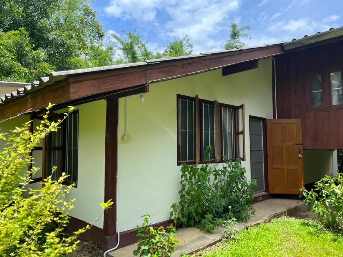 Brown House Chiangdao Pansiyon Chiang Dao Dış mekan fotoğraf